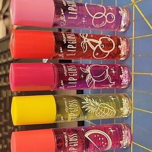 Italia Roll On Lip Gloss Set Of 5 Flavors NEW